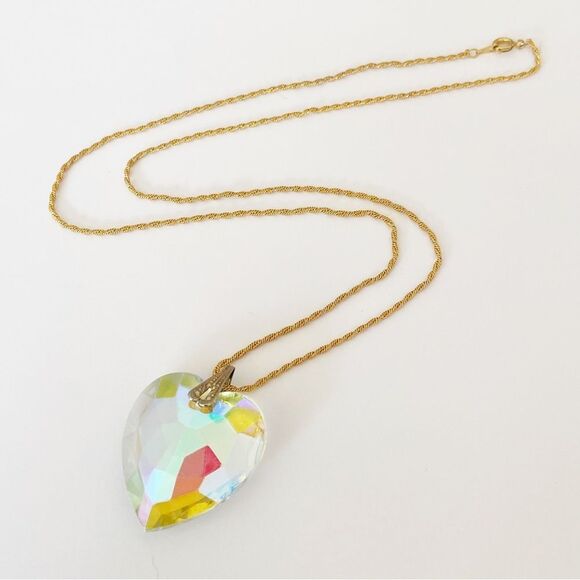 VTG huge AB crystal glass heart pendant on gold chain 24” - Picture 9 of 9
